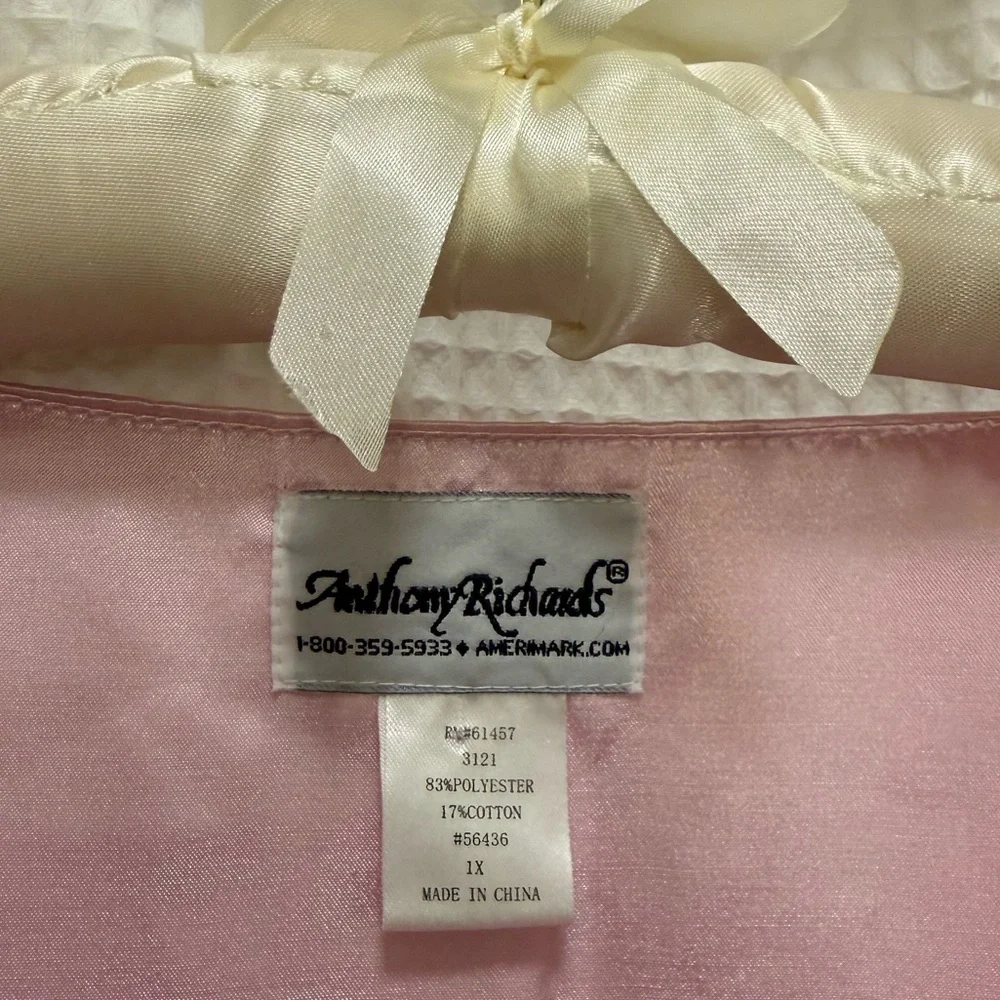 Vintage Anthony Richards Pink Satin Robe - 1X - Picture 2 of 6